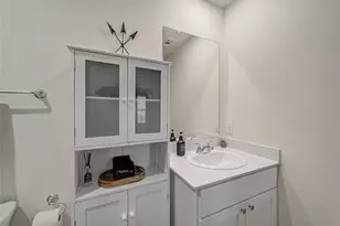 921 W 9th St, Bonham, TX 75418 - Photo 12