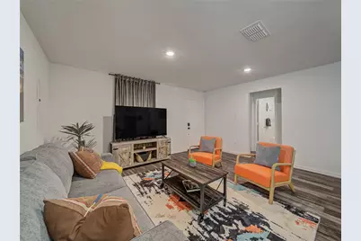 921 W 9th Street, Bonham, TX 75418 - Photo 4