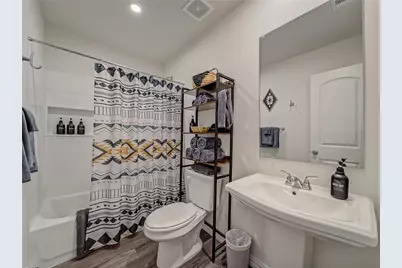 921 W 9th Street, Bonham, TX 75418 - Photo 14