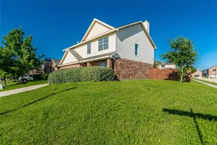 5425 Smt Vw Dr, McKinney, TX 75071 - Photo 2