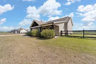 6012 Berry Ridge Ln, Joshua, TX 76058 - Photo 2