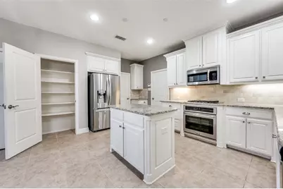 4646 Rhett Lane #F, Carrollton, TX 75010 - Photo 8