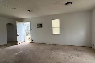 329 Walnut Ave, Azle, TX 76020 - Photo 6