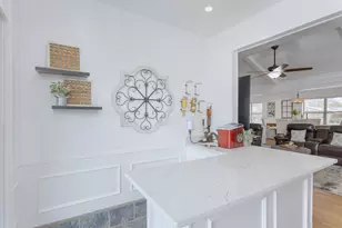 2400 Windsor Pl, Plano, TX 75075 - Photo 10