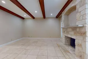 564 Josephine St, Dallas, TX 75246 - Photo 4