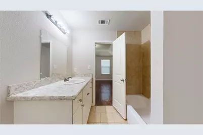 2104 Daniel Street, Fort Worth, TX 76104 - Photo 6