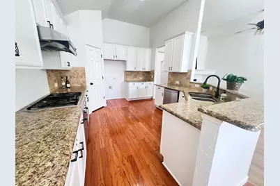 9905 Ashmont Drive, Frisco, TX 75035 - Photo 8