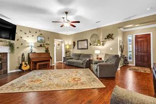 108 Lauren Court, Joshua, TX 76058 - Photo 8