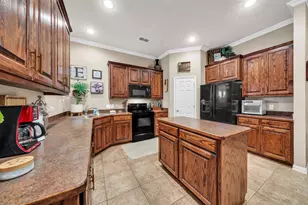108 Lauren Court, Joshua, TX 76058 - Photo 10