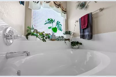 108 Lauren Court, Joshua, TX 76058 - Photo 28