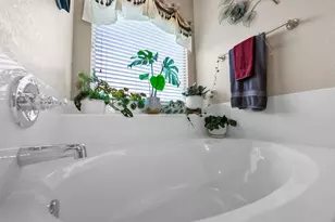 108 Lauren Court, Joshua, TX 76058 - Photo 28