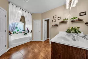108 Lauren Court, Joshua, TX 76058 - Photo 24
