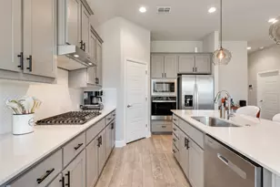 1605 Woodpecker St, Denton, TX 76205 - Photo 6