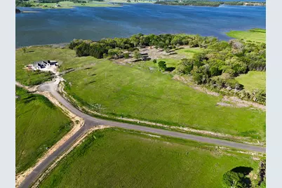 330 Lakewood Lane, Honey Grove, TX 75446 - Photo 4