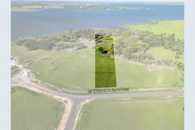 330 Lakewood Lane, Honey Grove, TX 75446 - Photo 2