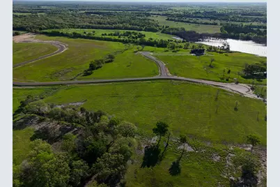 330 Lakewood Lane, Honey Grove, TX 75446 - Photo 16