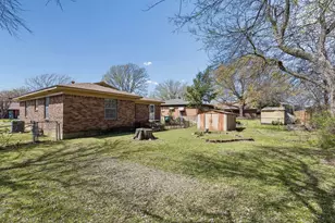 709 S Burdette Ave, Sherman, TX 75090 - Photo 12