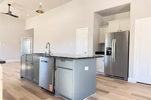 2225 College St, Greenville, TX 75407 - Photo 18