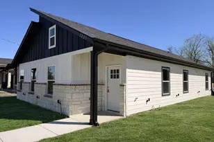 2225 College St, Greenville, TX 75407 - Photo 2