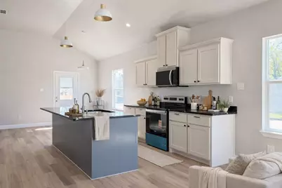 2225 College Street, Greenville, TX 75407 - Photo 12