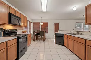 1000 Lake Trail Dr, Little Elm, TX 75068 - Photo 14