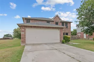 1000 Lake Trail Dr, Little Elm, TX 75068 - Photo 2