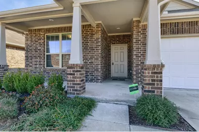 813 Billups Drive, Van Alstyne, TX 75495 - Photo 2