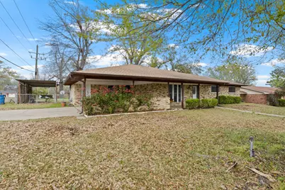 401 Hickory, Mt Pleasant, TX 75455 - Photo 2