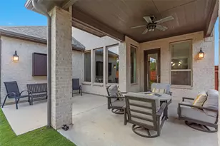 7017 St George's Dr, McKinney, TX 75070 - Photo 2
