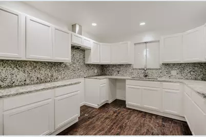 900 Westwood Drive, Plano, TX 75075 - Photo 8