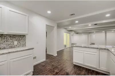 900 Westwood Drive, Plano, TX 75075 - Photo 10