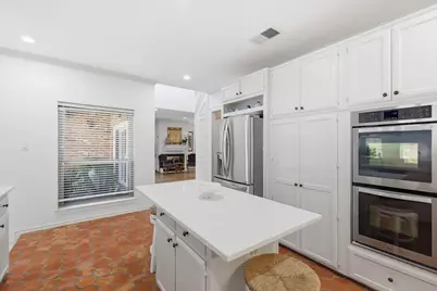 14917 Oaks North Drive, Addison, TX 75254 - Photo 12