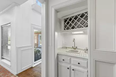 14917 Oaks North Drive, Addison, TX 75254 - Photo 10