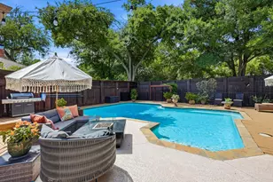 14917 Oaks N Dr, Addison, TX 75254 - Photo 30