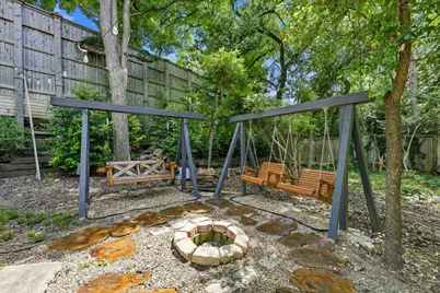 14917 Oaks North Drive, Addison, TX 75254 - Photo 36