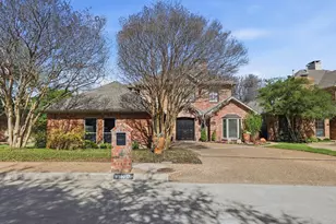 14917 Oaks N Dr, Addison, TX 75254 - Photo 2