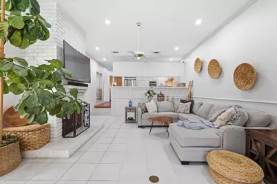 14917 Oaks North Drive, Addison, TX 75254 - Photo 10