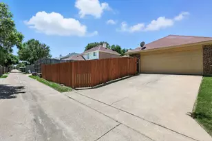 960 Cassion Dr, Lewisville, TX 75067 - Photo 16