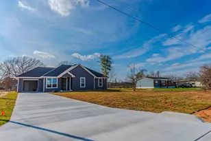 3308 Power Plant Ct, Granbury, TX 76048 - Photo 34