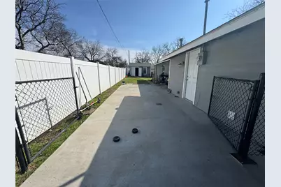 902 W Avenue D, Midlothian, TX 76065 - Photo 18