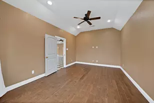 151 Crump Cir, Red Oak, TX 75154 - Photo 16