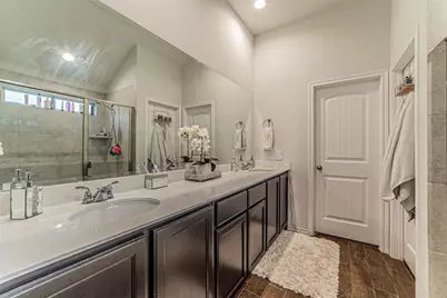 1338 Winding Hollow Drive, Grand Prairie, TX 75052 - Photo 14