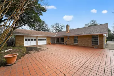 704 Castlewood Lane, Arlington, TX 76012 - Photo 28