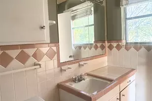 2609 Washington St, Commerce, TX 75428 - Photo 10