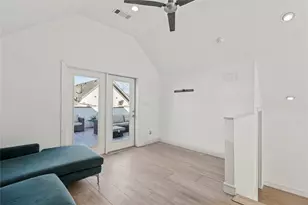 3880 Munger Ave, Dallas, TX 75204 - Photo 24