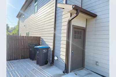 3445 Frazier Avenue, Fort Worth, TX 76110 - Photo 2