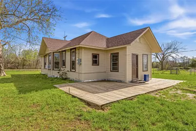 119 County Road 3007, Lott, TX 76656 - Photo 18