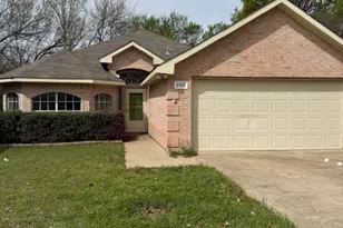 202 Vines Dr, Cedar Hill, TX 75104 - Photo 1