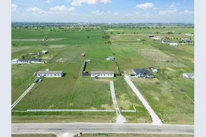 341 Mesa Ridge, Decatur, TX 76234 - Photo 2