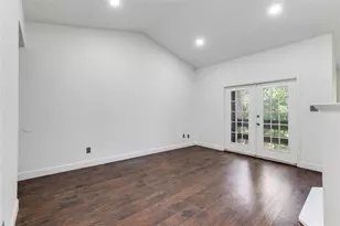 9801 Royal Ln, Dallas, TX 75231 - Photo 4